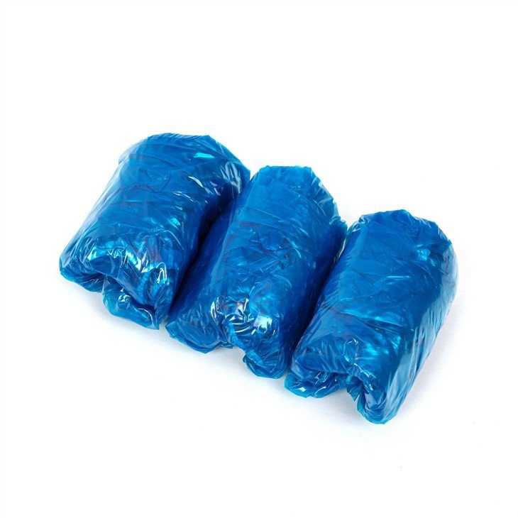 Machine made plastic shoe cover5